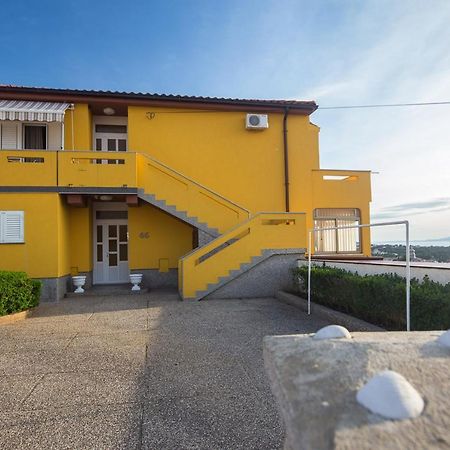The Manzoni Family 1 Hotel Punat Kültér fotó